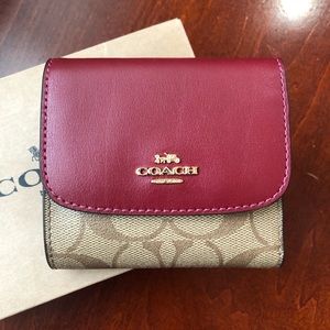 New Authentic Coach Maroon Leather Trifold Wallet